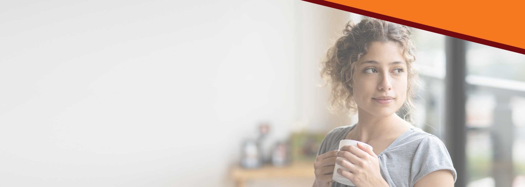 woman drinking coffee