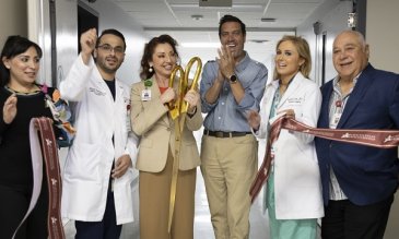 Ribbon cutting at new robotic surgery program commemoration at STHS McAllen